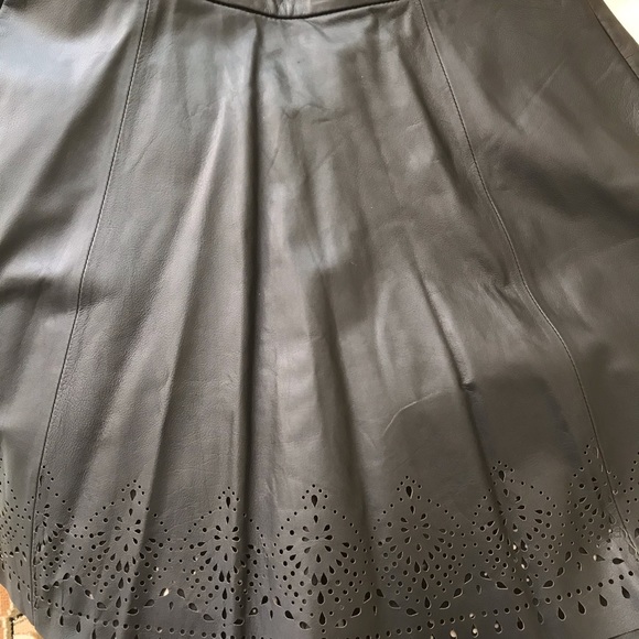 Joie Genuine Lamb leather skirt - Picture 9 of 9